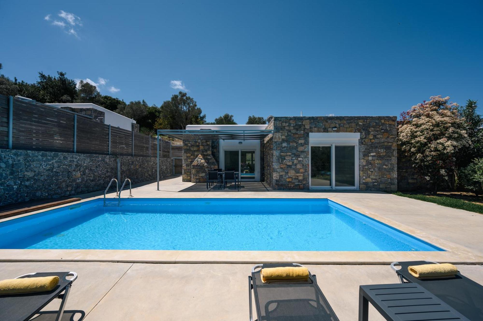 Kalostous Agia Triada Exteriör bild